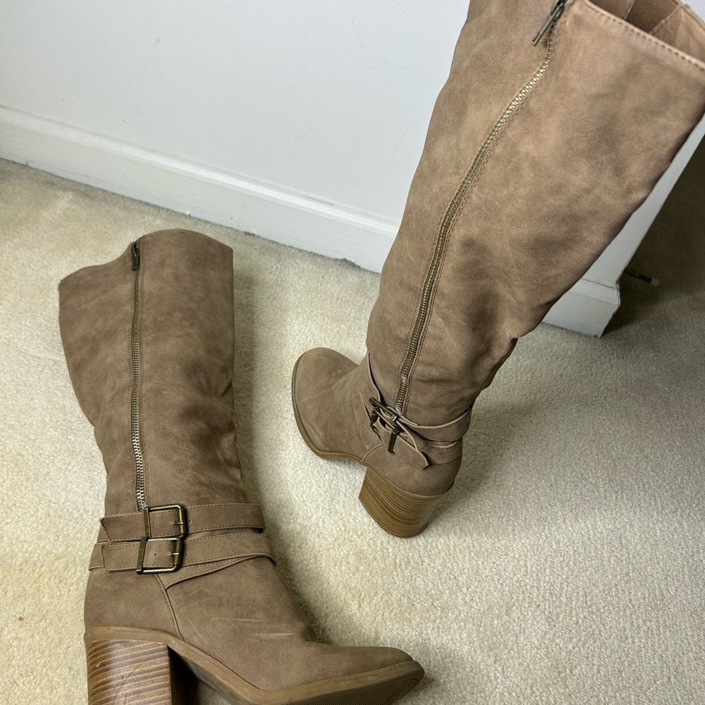 Stylish Tan Knee-High Boots